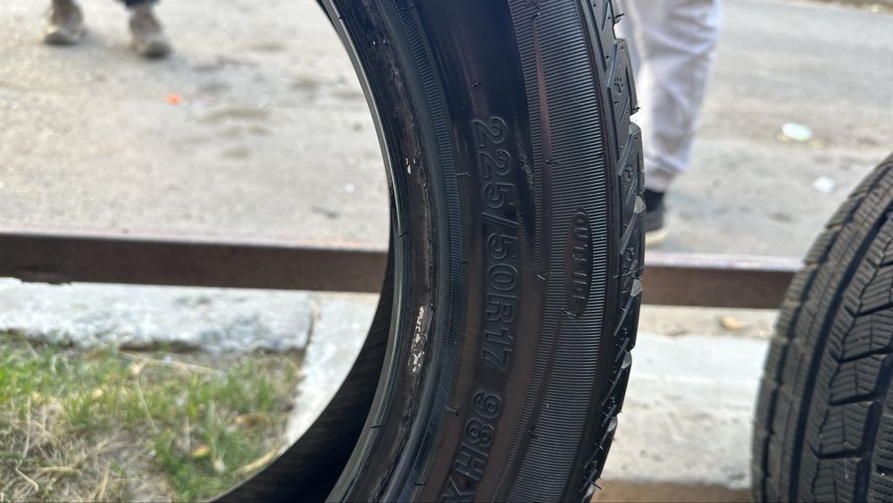 Зимний шины 225/50R17