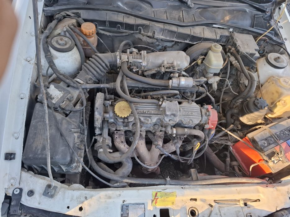 Продаётся опель вектра 1989г