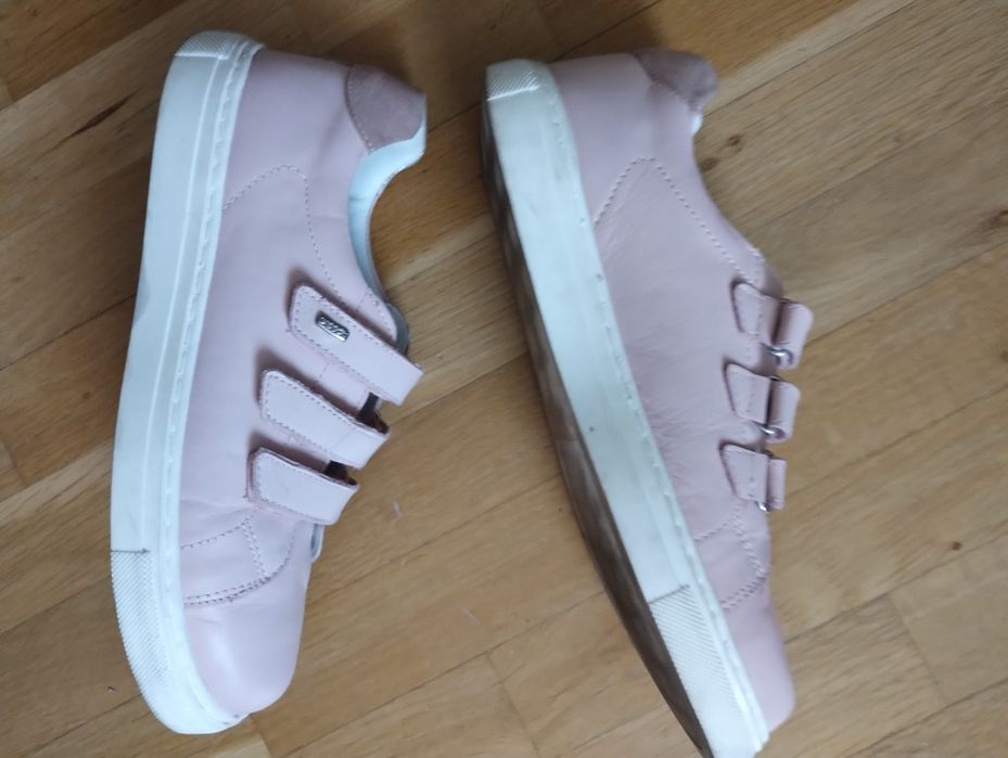 Adidași fete roz din piele naturala