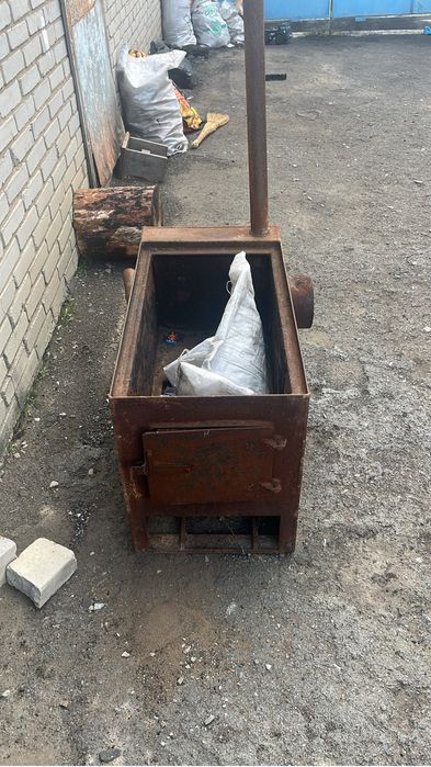 Продам печку состояние новой