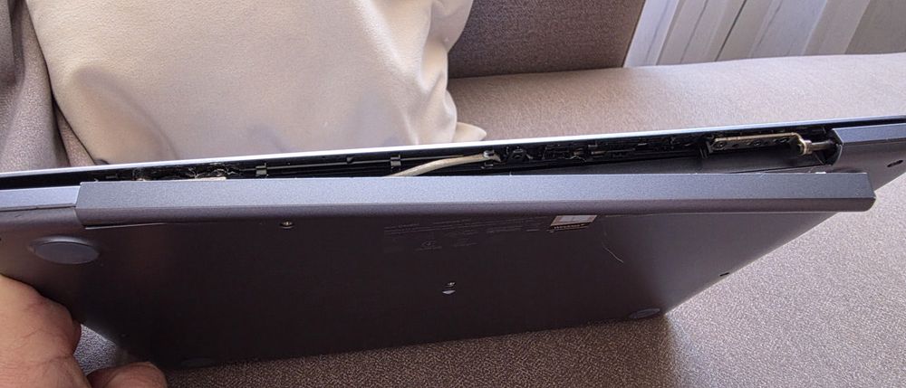 Ноутбук Asus Е406М