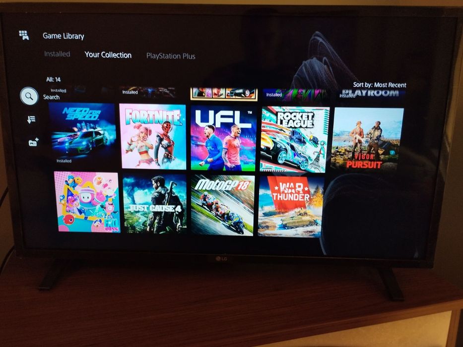 PlayStation 5 Disc Edition (CFI-1216A) + 2 контролера + Акаунт с игри