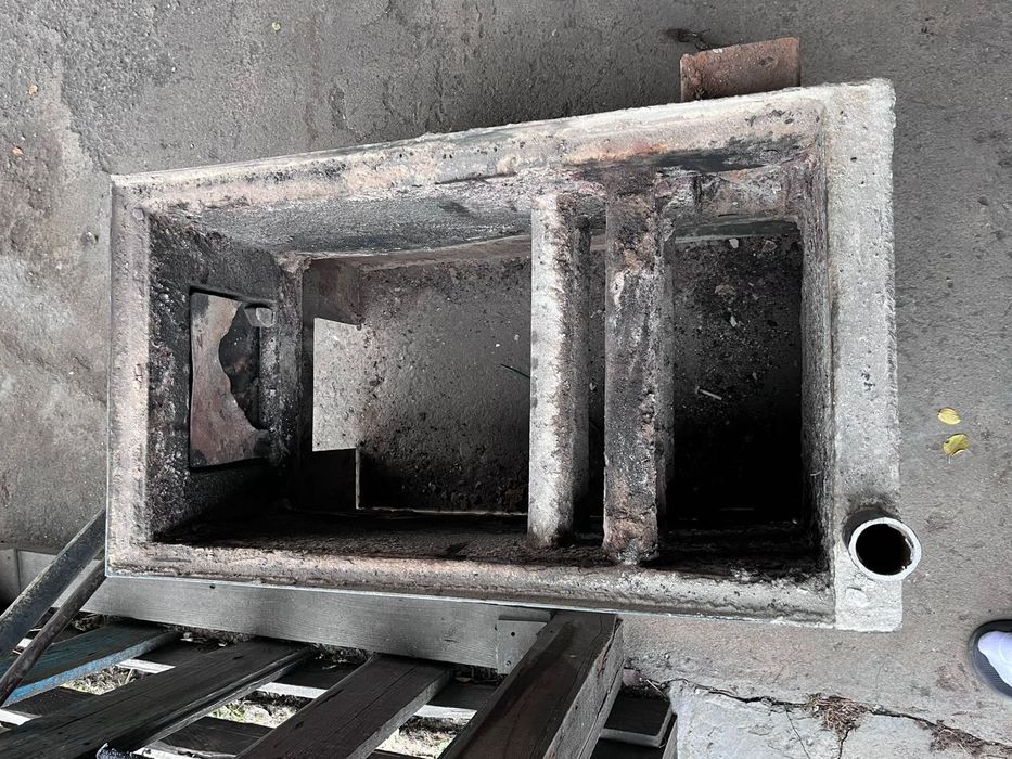 Продам металлическую печку