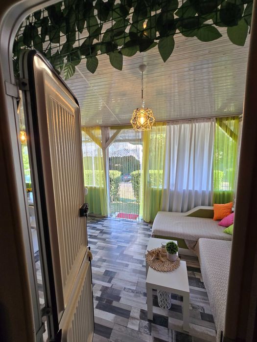 Стационарна каравана на къмпинг