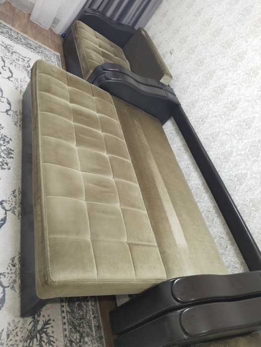 Срочно Продам диван тройка