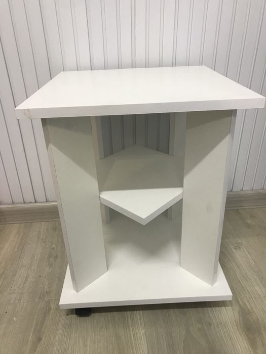 Журнальный столик