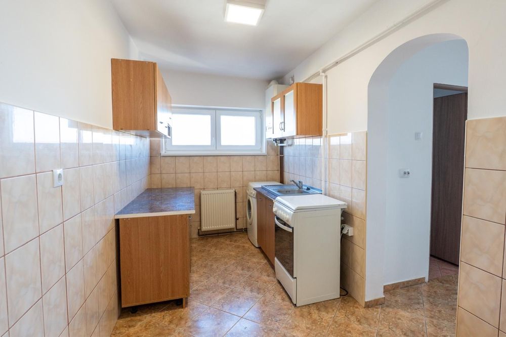Inchiriez apartament cu doua camere