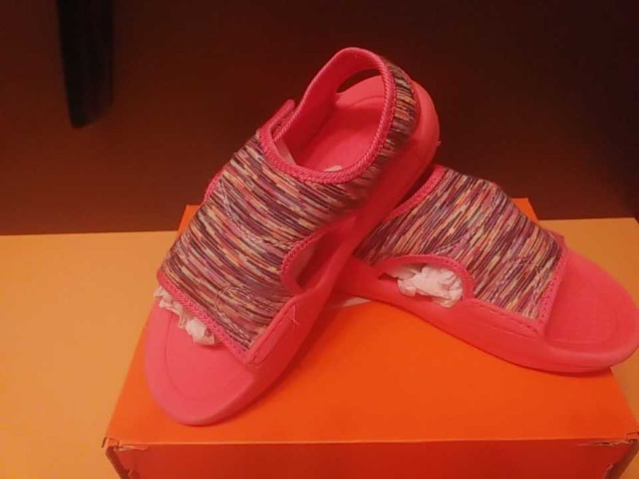 Детски оригинални маратонки на Адидас за момиченце размер 37-70лв