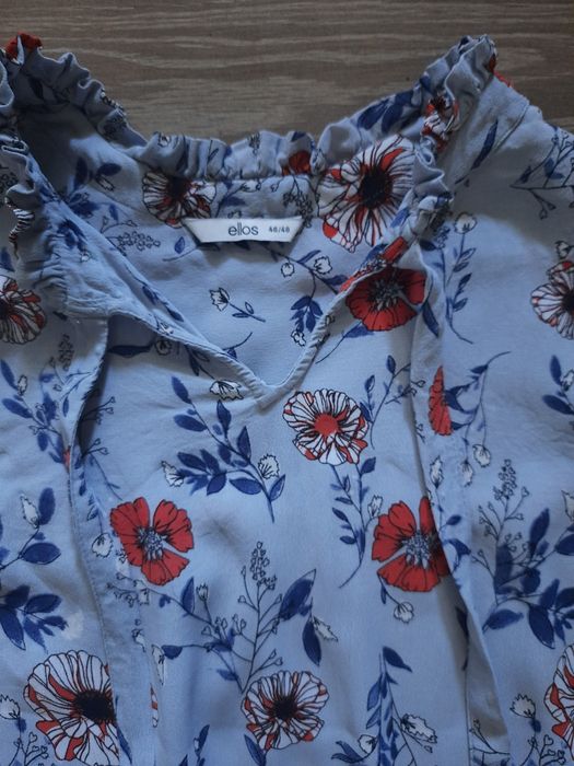 Продам новое фирменное платье