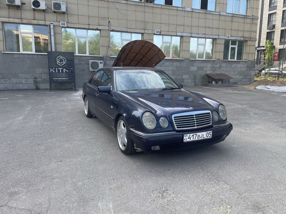 Mercedes Benz E280