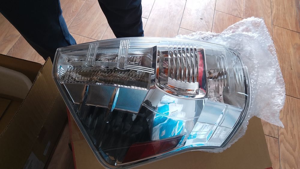 Lampa stop Toyota prius plus piese caroserie Toyota produs plus