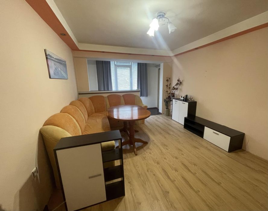Продава се Двустаен апартамент в Шумен, Тракия - 73 кв.м за 1397 €/кв.м - Снимка #6