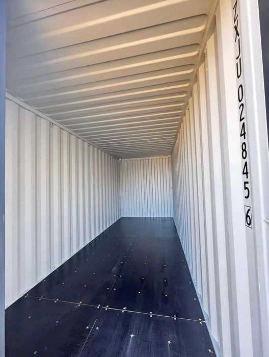 Нови морски контейнери