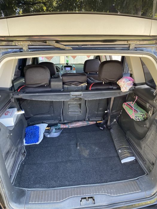 Disponibil Opel Zafira ! Pretul este 1600€ negociabil