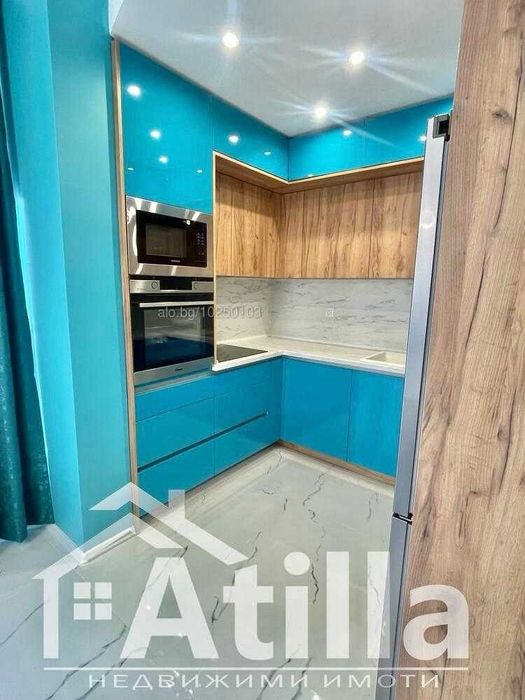 Продава се Двустаен апартамент в Пловдив, Център - 82 кв.м за 2598 €/кв.м - Снимка #2