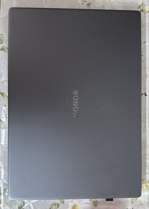 Honor Magicbook x16