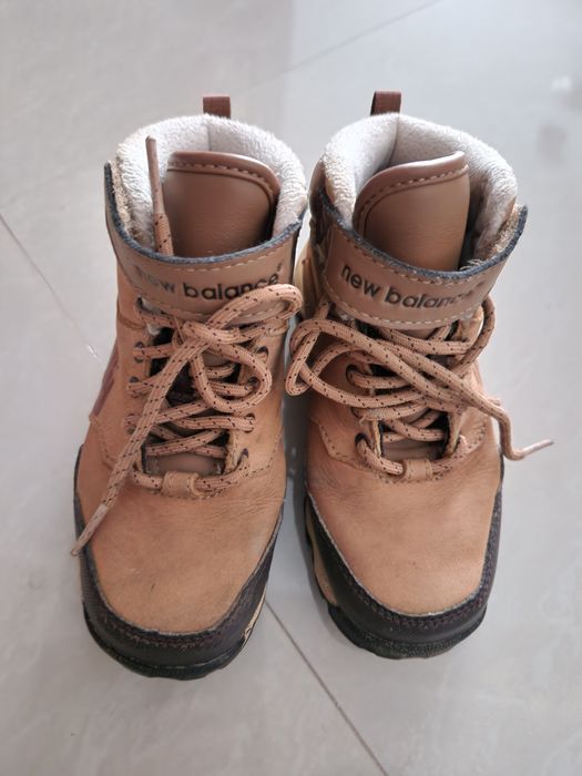 Ghete toamna New Balance Nr 28.5