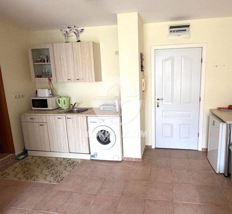 Продава се Двустаен апартамент в к.к. Слънчев бряг - 56 кв.м за 620 €/кв.м - Снимка #2