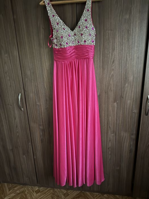 Продам платье вечерние бу