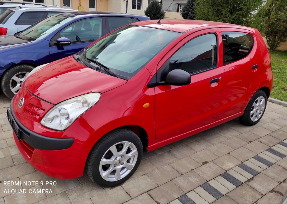 Nissan Pixo