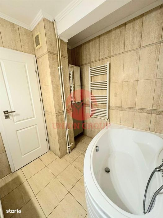 Apartament 4 Camere Superb, Renovat, Langa City Mall si Cambridge Scho