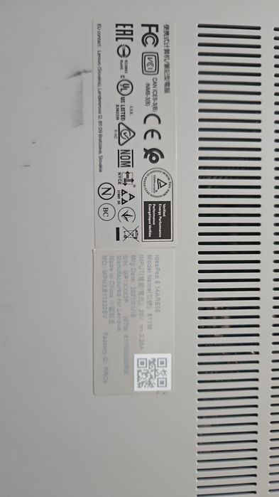 Laptop Lenovo Idea PAD 5 cu Ryzen3