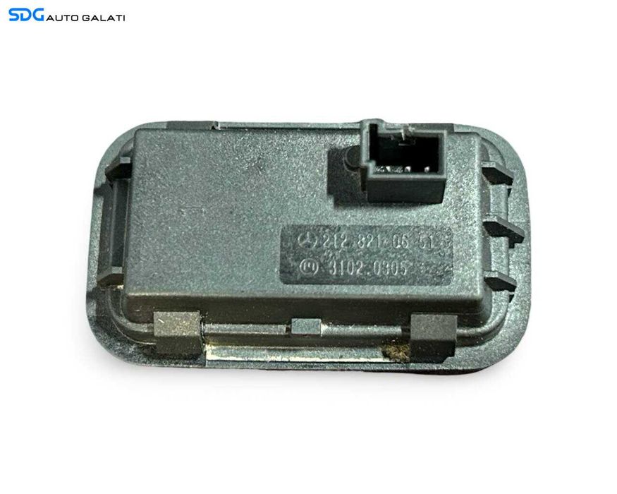Buton Inchidere Hayon Haion Portbagaj Mercedes Clasa E Class W212 S212 Break SW Combi 2009 - 2012 Cod 2128210651 [C8277]