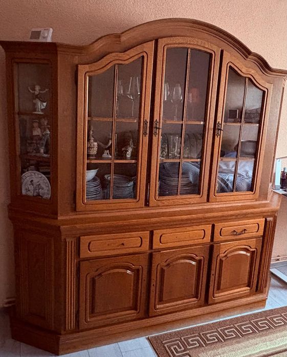 De vanzare 2 buc mobilier