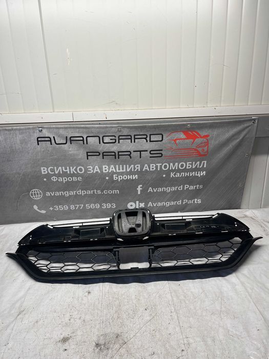 3 броя предна решетка Honda CR-V 2019-