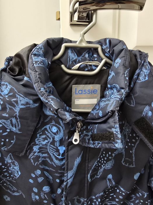 Продам куртку для мальчика осень-весна