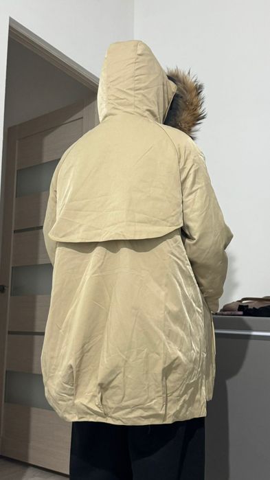 продам женские куртки