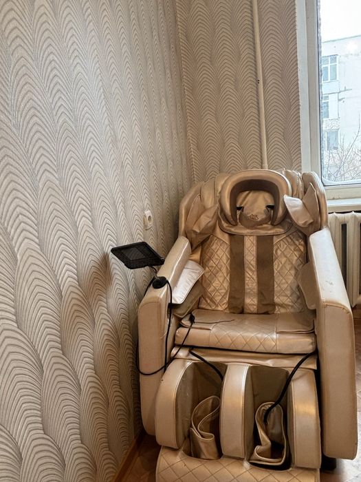 Массажное кресло | Массаж всего тела | Отличное состояние