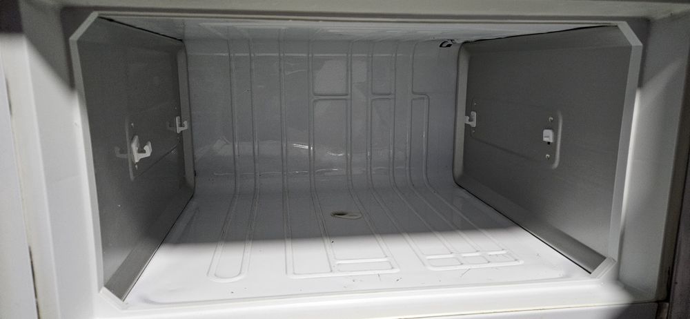 Продам Холодильник.