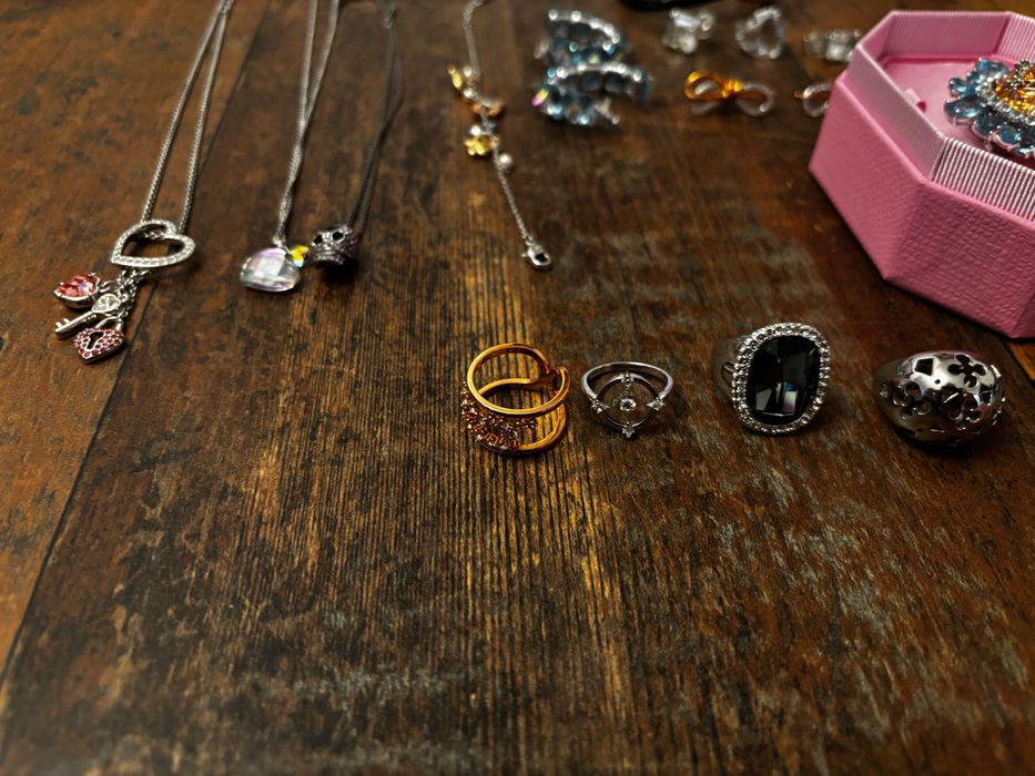 Swarovski обеци нови