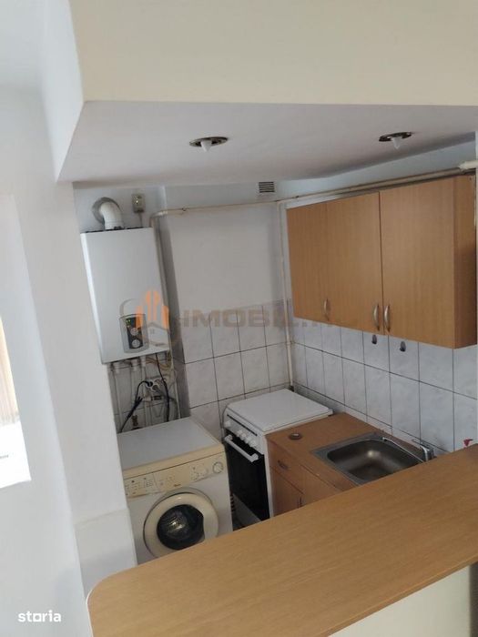 Garsoniera - zona Tudor Vladimirescu