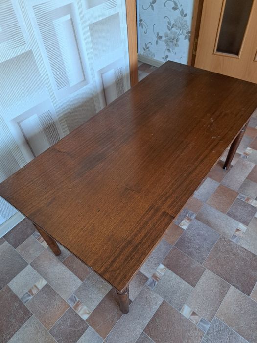 Продам столы: Производство Румыния.