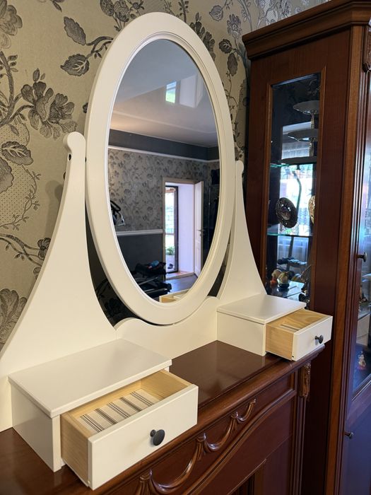 Продается зеркало