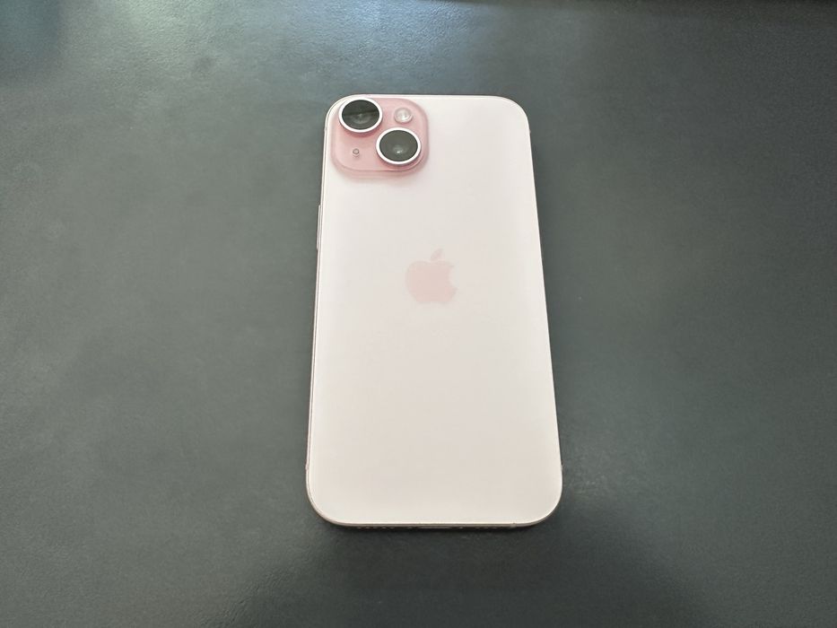 Apple iPhone 15