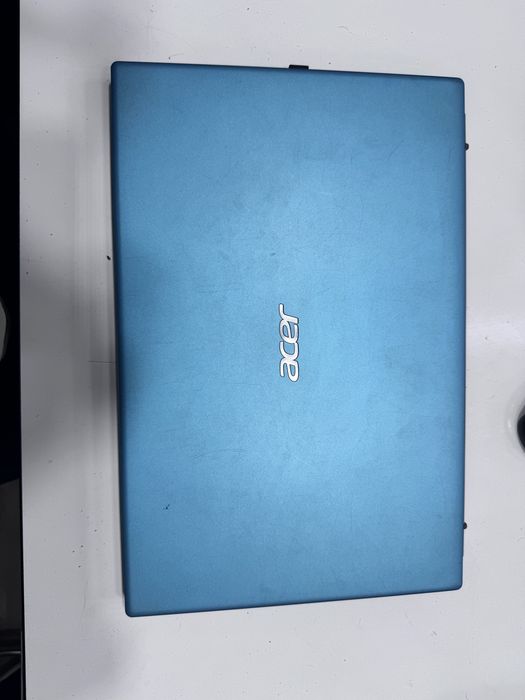 Acer aspire 3 11gen core i3