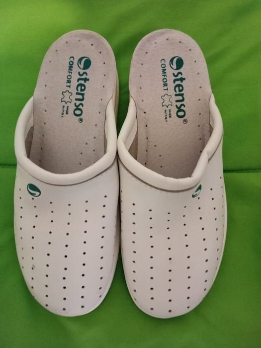 Летни обувки запаени 37 номер общо  за  60 лева