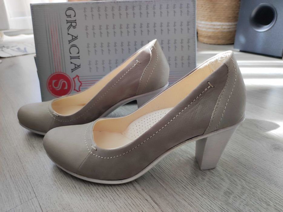 Дамски обувки от естествена кожа