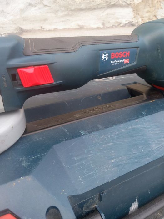 Bosch Ъглошлайф и Перфоратор