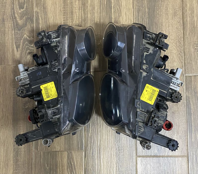 Комплект фарове с лупи и ксенон за BMW E46 Компакт