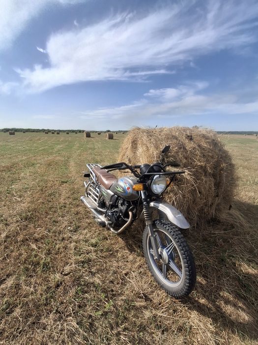 Продам мотоцикл лтм т16 150куб