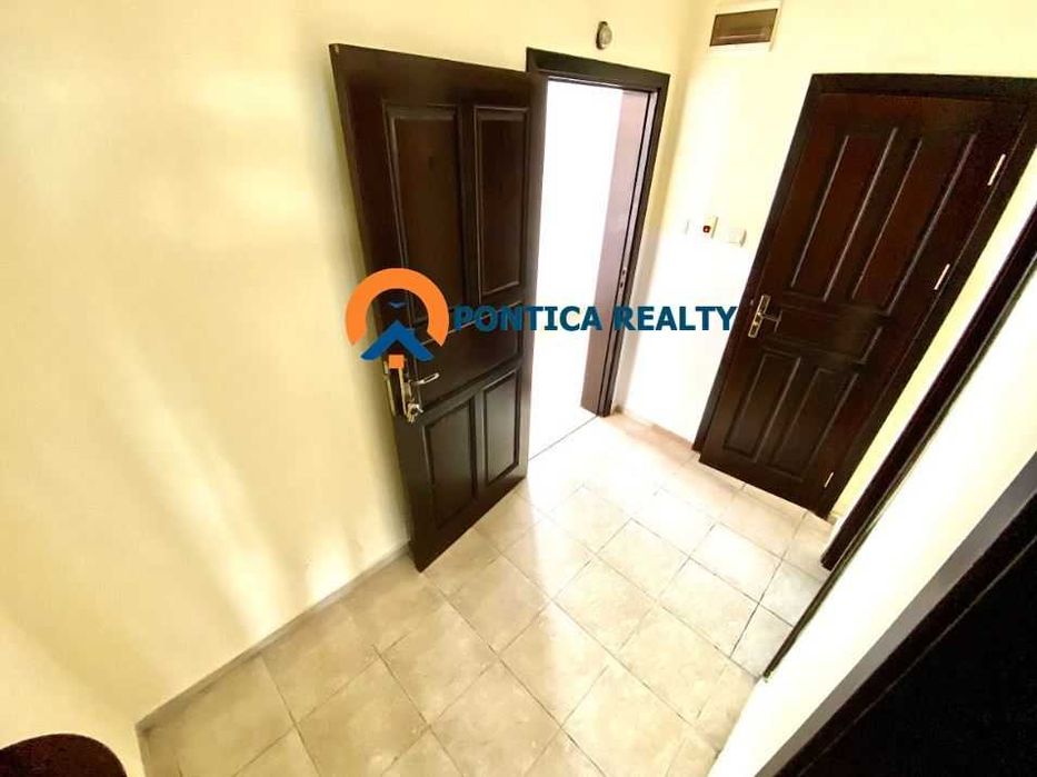 Двустаен на първа линия с гледка море в Свети Влас