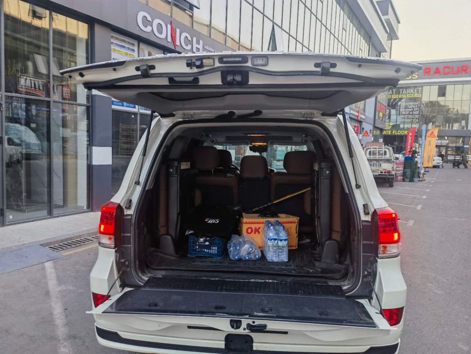 Toyota Land Cruiser 200