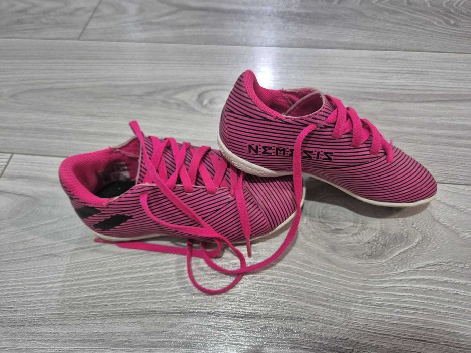 Ghete sport Adidas Nemezis