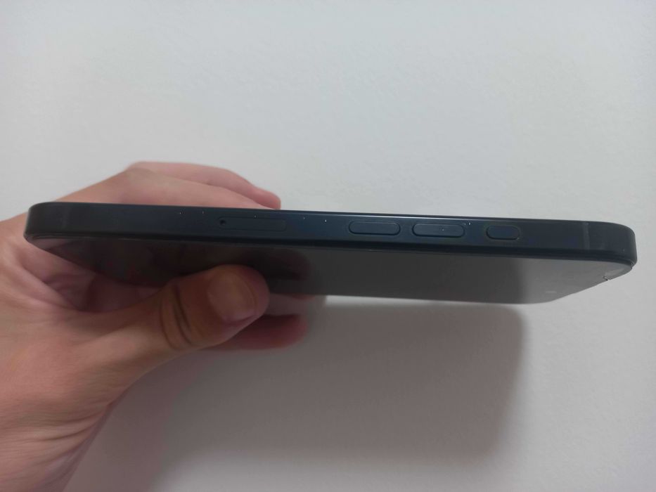 iPhone 16 Pro Black Titanium 128 GB 90%