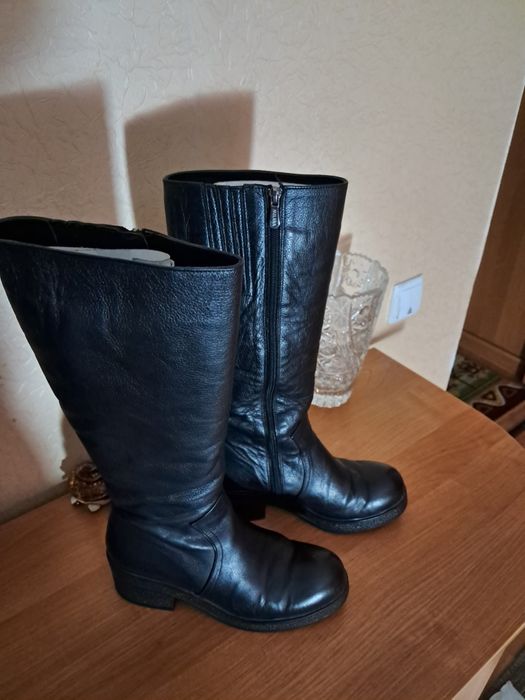 Жннская обувь,сапоги