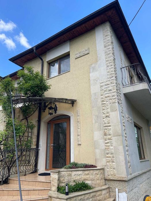 Servicii profesionale de curatare fatada | decorativa, sticla, alucobond, panouri sandwich